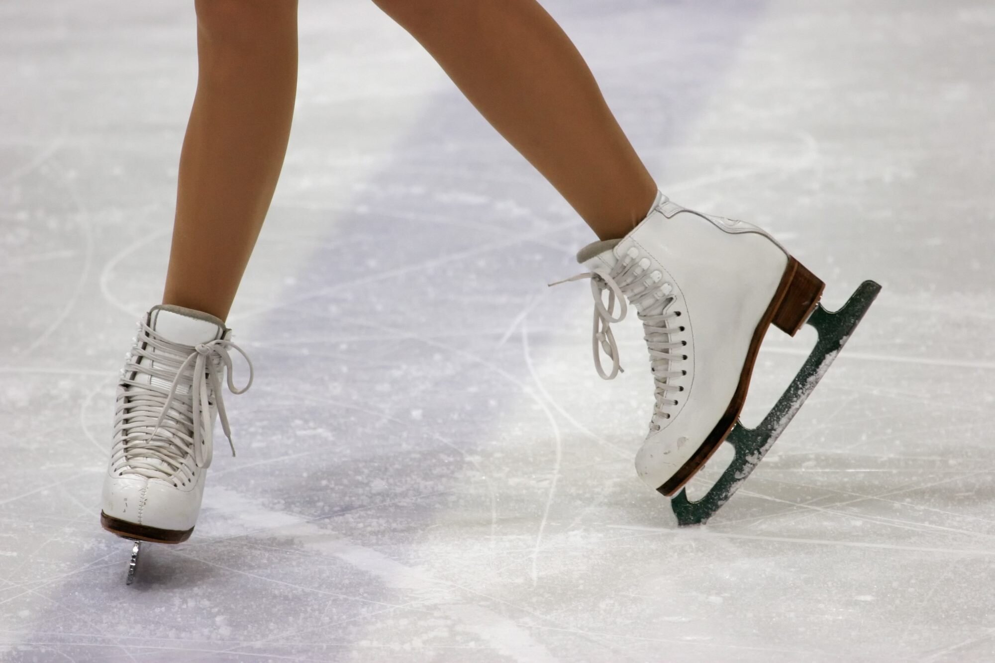 Ice skates 